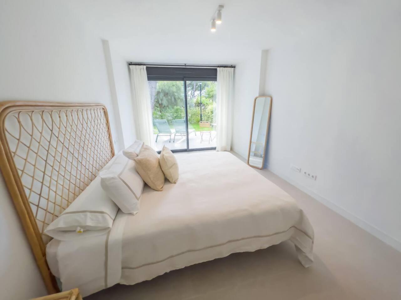 Bajo Con Jardin En La Milla De Oro Apartment Marbella Bagian luar foto