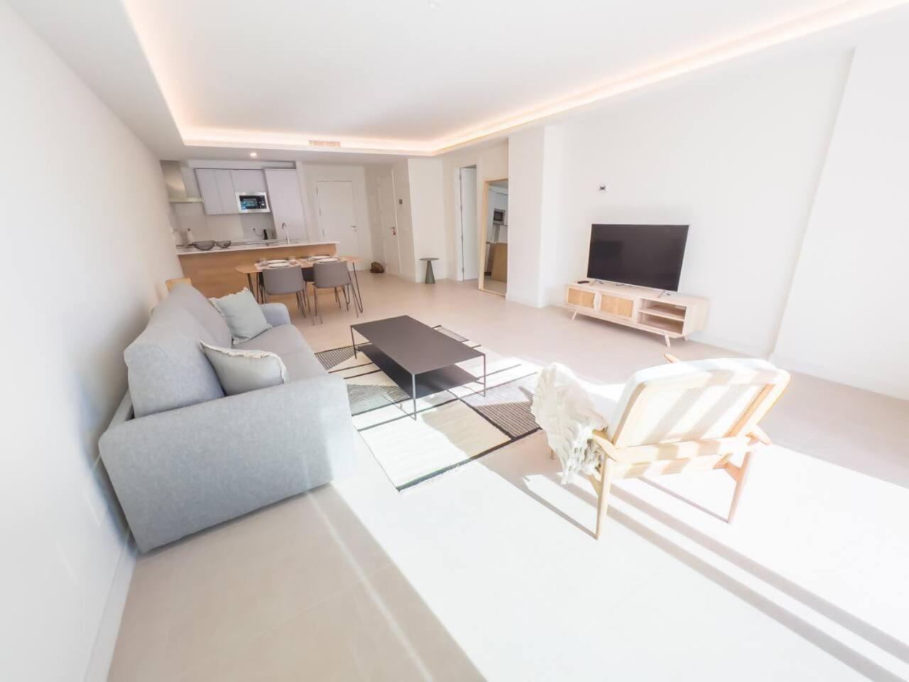 Bajo Con Jardin En La Milla De Oro Apartment Marbella Bagian luar foto