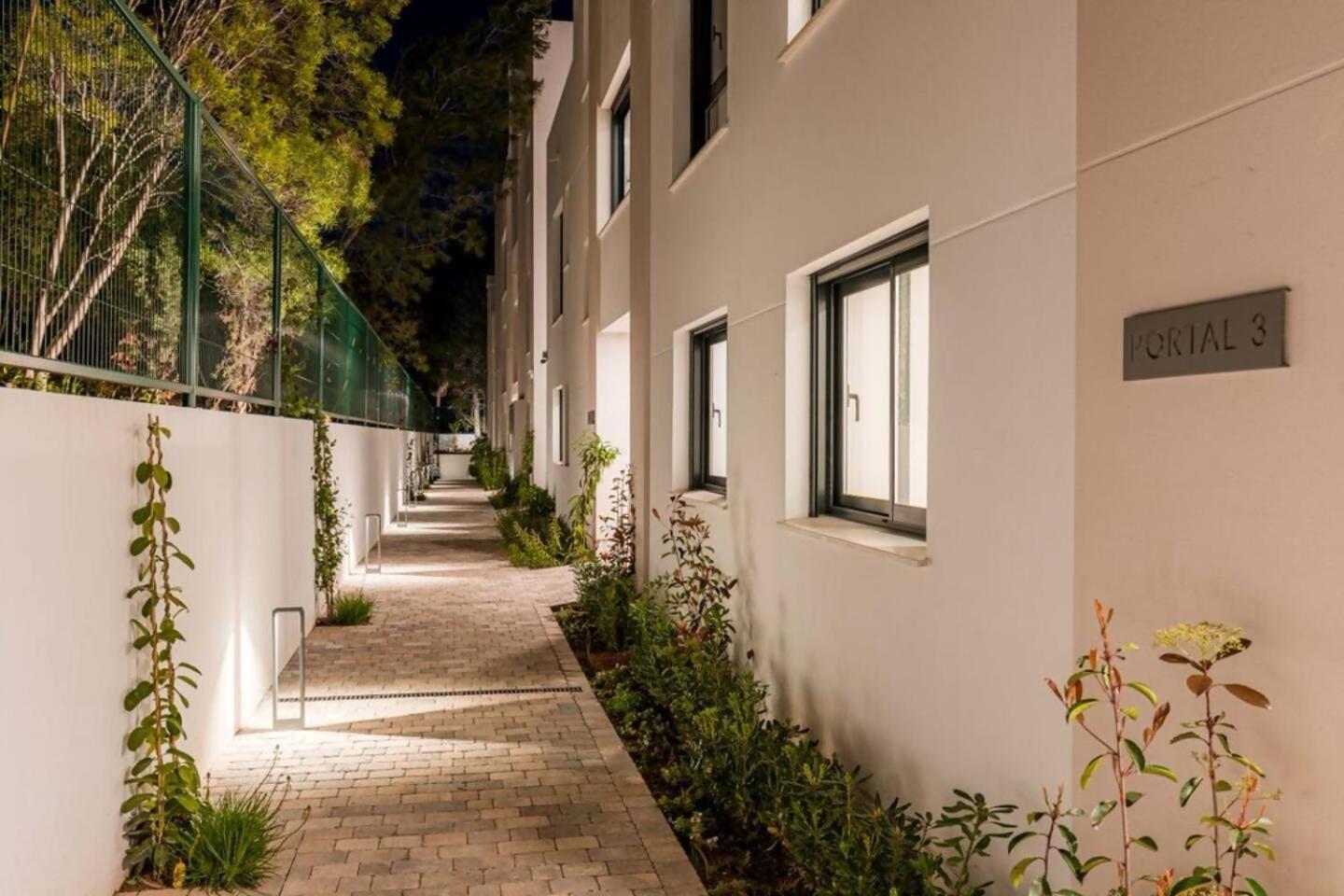 Bajo Con Jardin En La Milla De Oro Apartment Marbella Bagian luar foto