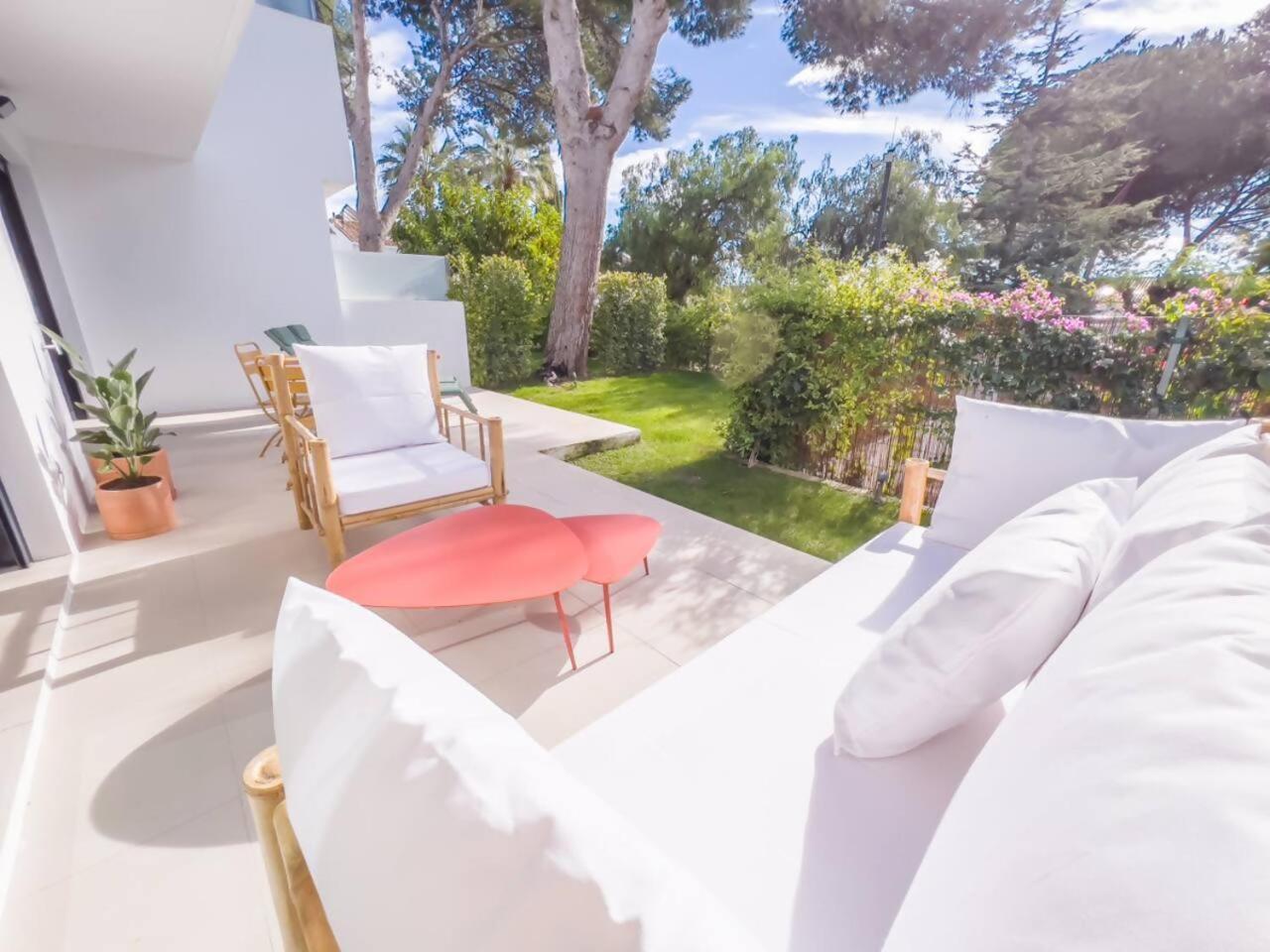Bajo Con Jardin En La Milla De Oro Apartment Marbella Bagian luar foto